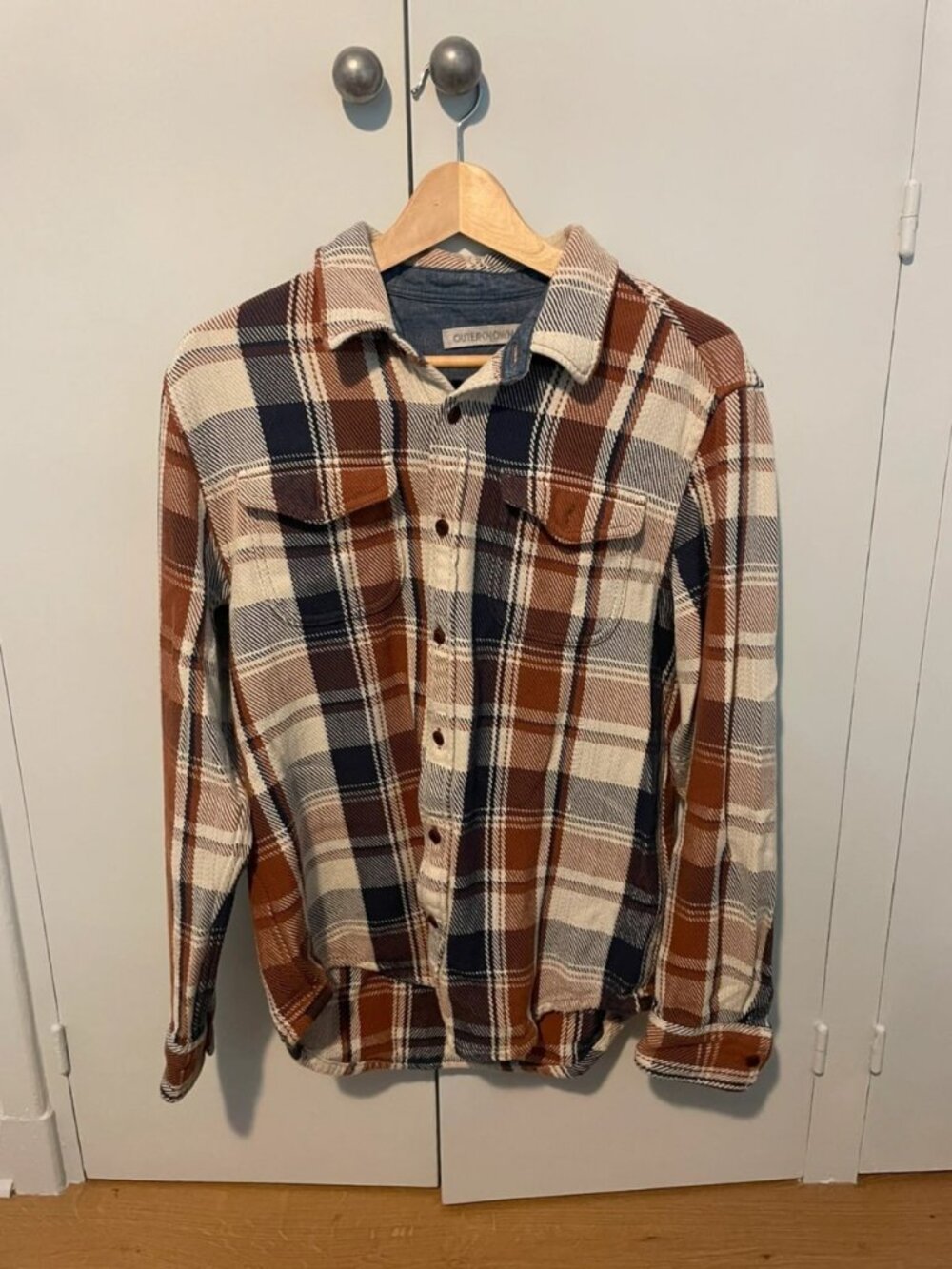Men's Plaid Flannel Button-Up Shirt Size M